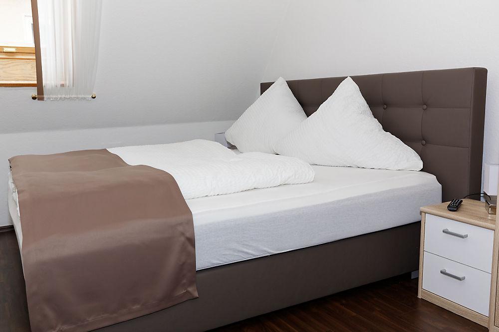 Hotel Huettl - Garni วอร์มส์ ภายนอก รูปภาพ